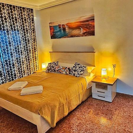 La Que Frao Home Malaga Ngoại thất bức ảnh